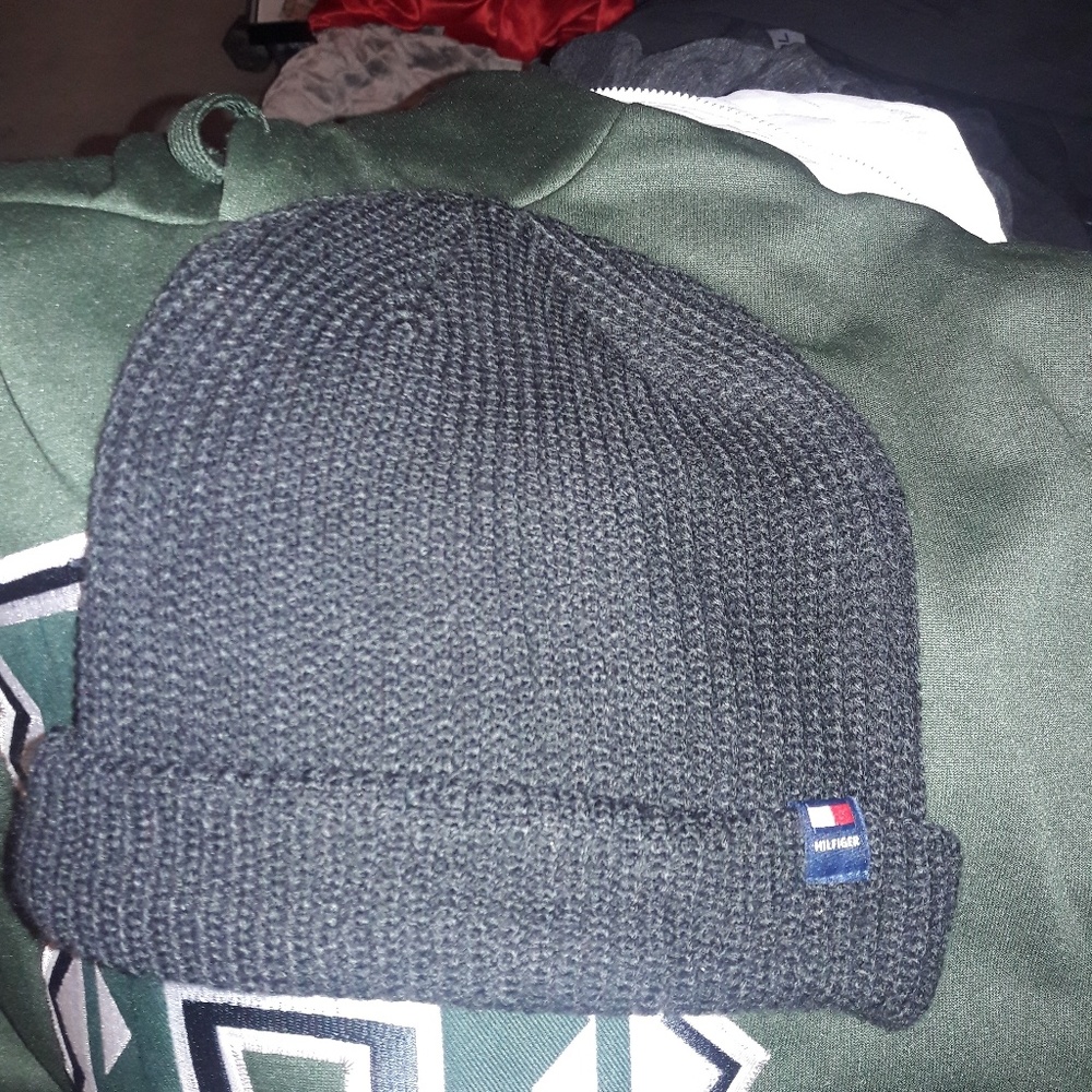 Tommy hilfilger black beanie